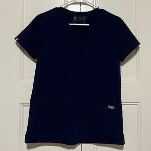 Figs navy Blue Casma Three-Pocket Scrub Top